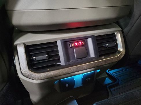 Used 2024 Ford F150 Platinum w/ Equipment Group 703A Plus image 23