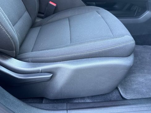 Used 2026 Chevrolet Equinox EV LT w/ Comfort Package AWD/4WD image 24