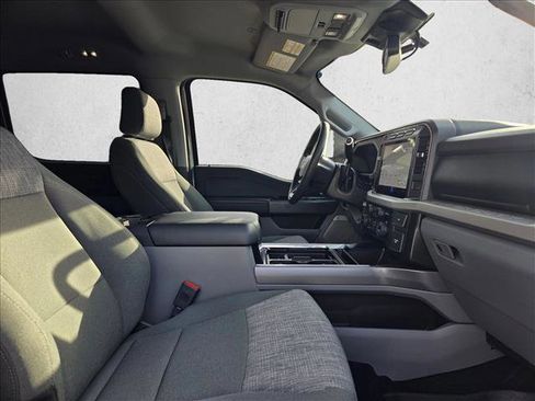 Used 2023 Ford F250 XLT w/ XLT Premium Package image 18
