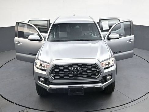 Used 2023 Toyota Tacoma TRD Off-Road w/ Black Out Package (TMS) AWD/4WD image 39