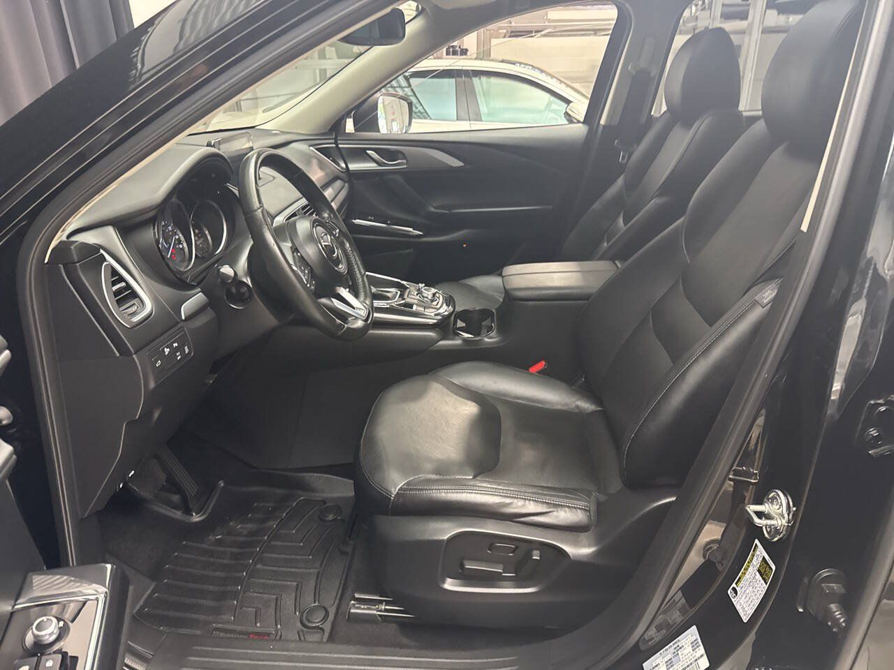 Used 2017 MAZDA CX-9 Touring AWD/4WD image 11