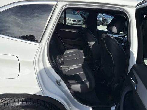 Used 2018 BMW X1 xDrive28i image 24