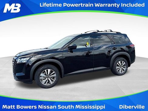 New 2026 Nissan Pathfinder SL w/ Cargo Package FWD image 1