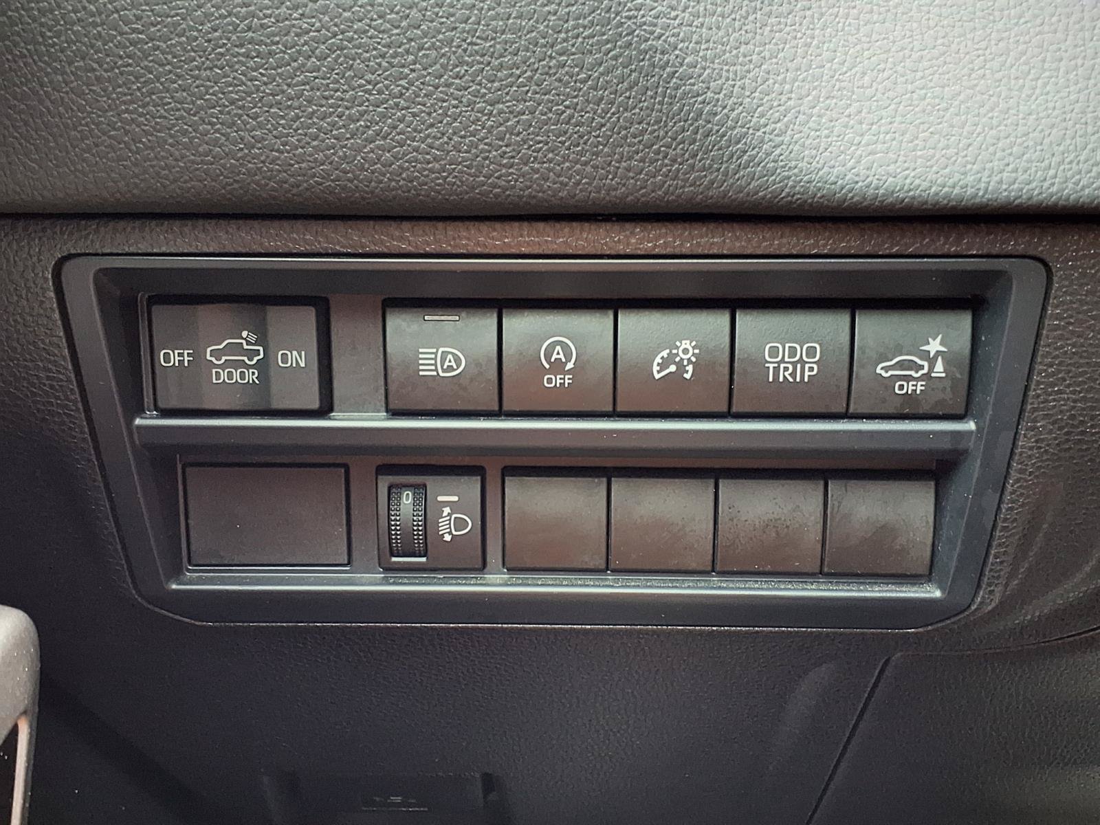 Certified 2025 Toyota Tundra Limited AWD/4WD image 20