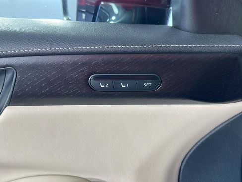 Used 2023 INFINITI QX60 Sensory w/ Vision Package AWD/4WD image 9