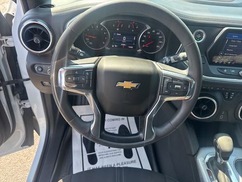 Used 2022 Chevrolet Blazer LT FWD image 16