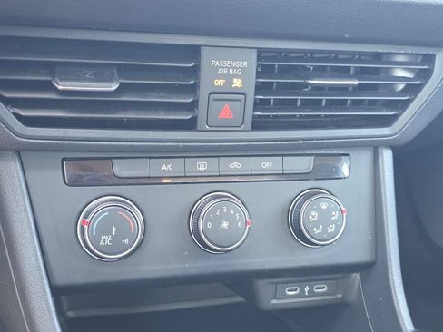 Used 2024 Volkswagen Jetta S FWD image 28