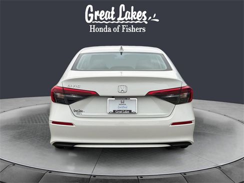 Used 2023 Honda Civic EX image 4