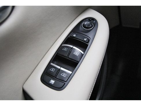 Used 2020 INFINITI QX50 Luxe w/ Cargo Package AWD/4WD image 20