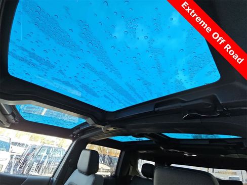 Used 2024 GMC Hummer EV 3X w/ LPO, Illumination Package image 29