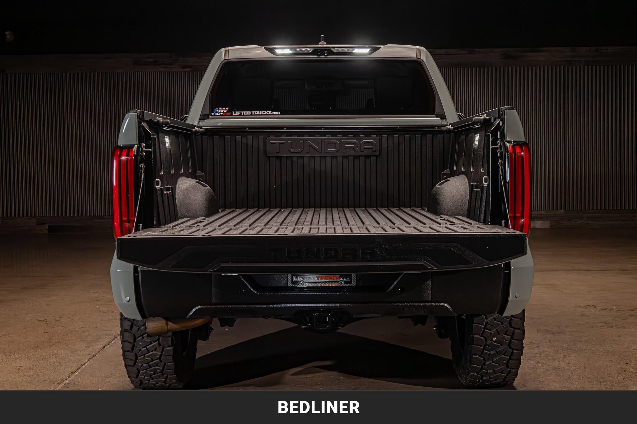 Used 2024 Toyota Tundra Limited w/ TRD Off-Road Package AWD/4WD image 9