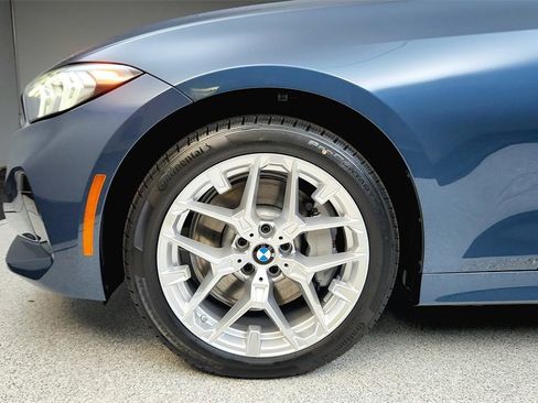 Used 2025 BMW 330i xDrive Sedan w/ Convenience Package image 19