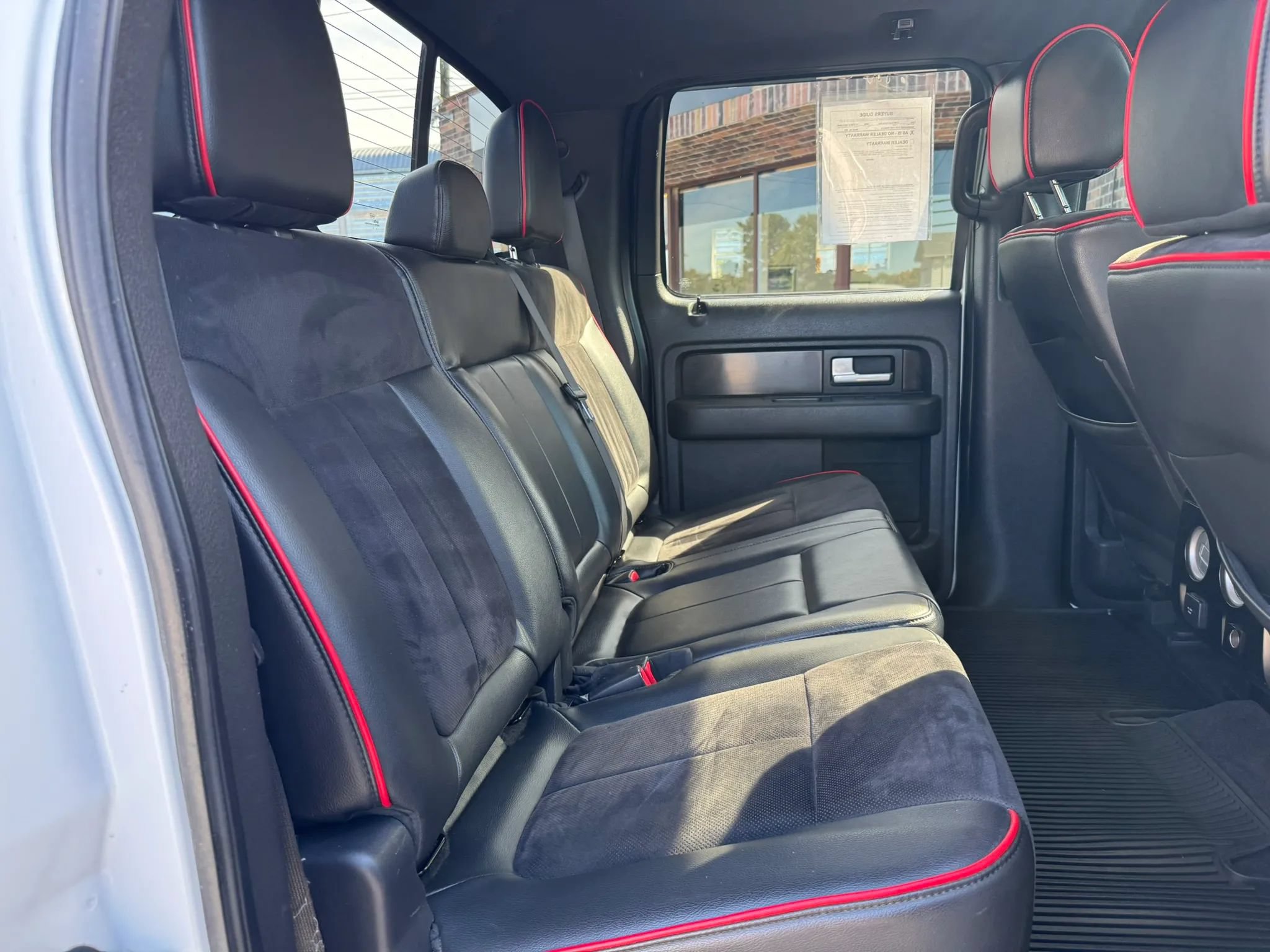 Used 2014 Ford F150 FX4 w/ Equipment Group 402A Luxury AWD/4WD image 34