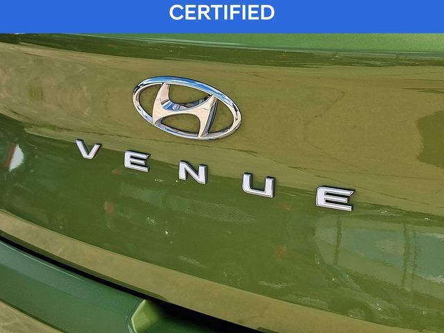 Certified 2023 Hyundai Venue SEL w/ Cargo Package FWD image 31