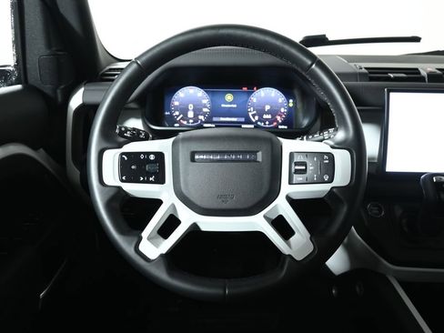 Used 2025 Land Rover Defender 110 S AWD/4WD image 18