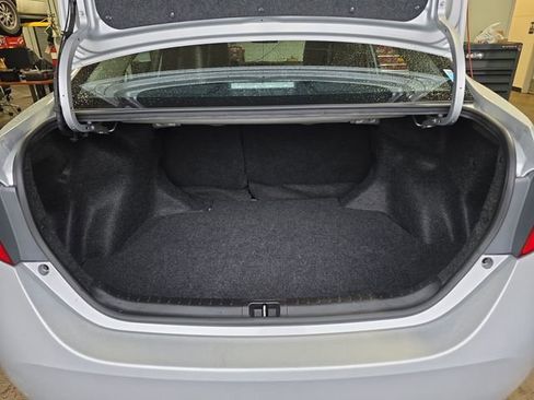 Used 2019 Toyota Corolla SE image 13