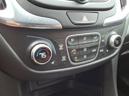 Used 2019 Chevrolet Equinox LT AWD/4WD image 31