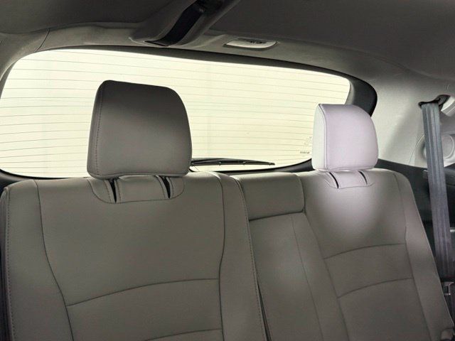 Used 2021 Honda Pilot Elite image 27