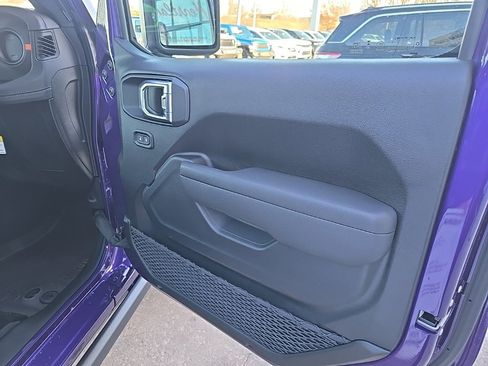 New 2026 Jeep Gladiator Mojave image 81