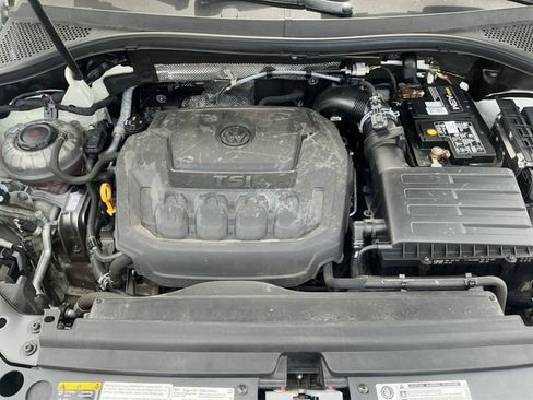 Used 2019 Volkswagen Tiguan SE AWD/4WD image 30