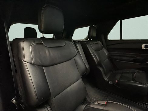 Used 2023 Ford Explorer ST w/ Equipment Group 401A image 16