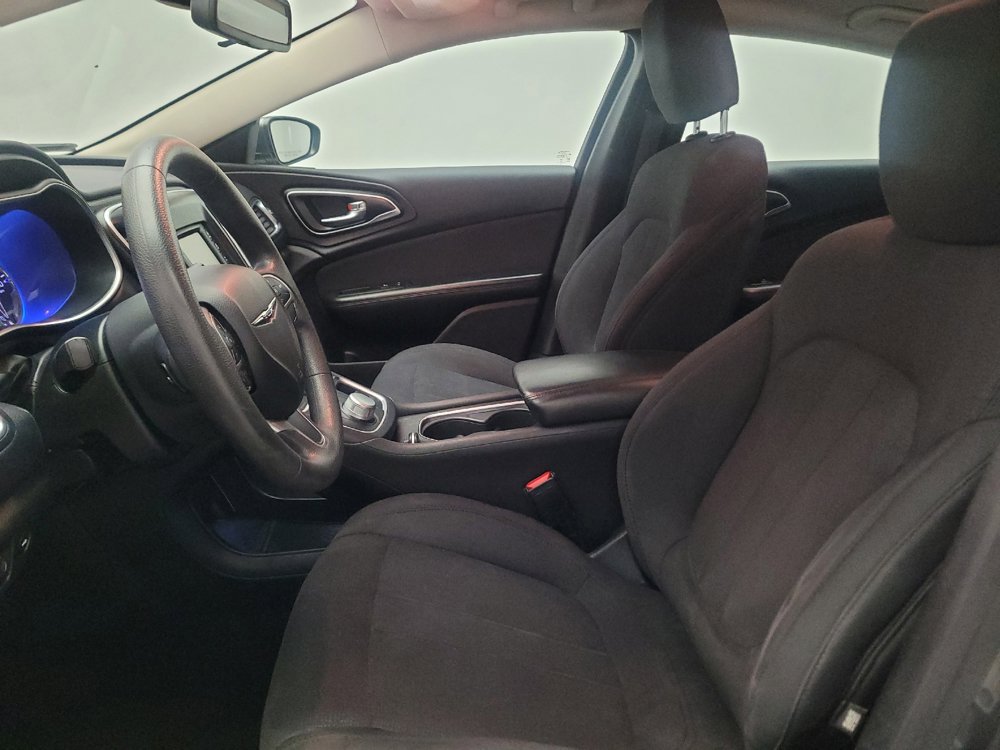 Used 2015 Chrysler 200 Limited FWD image 17