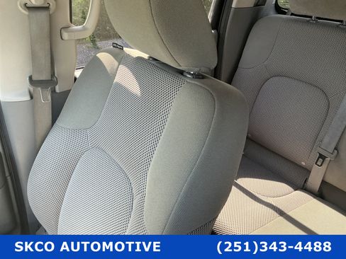 Used 2018 Nissan Frontier SV w/ Value Truck Package RWD image 27
