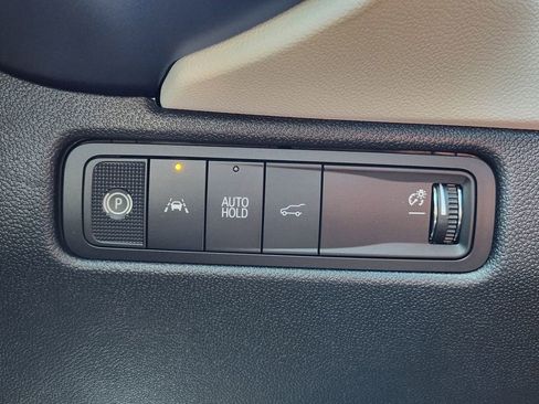 New 2026 Chevrolet Equinox EV LT AWD/4WD image 23