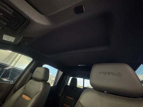 Used 2019 GMC Sierra 1500 AT4 w/ AT4 Premium Package AWD/4WD image 28