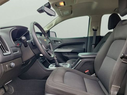 Used 2022 Chevrolet Colorado LT w/ Redline Special Edition image 17