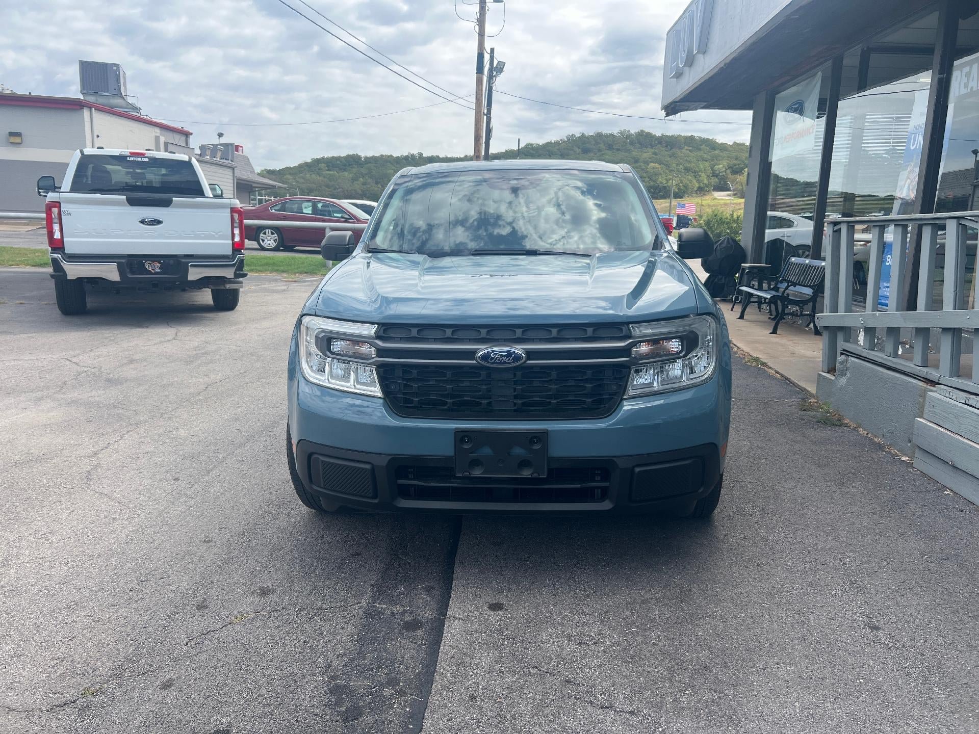 Used 2023 Ford Maverick XLT FWD image 4