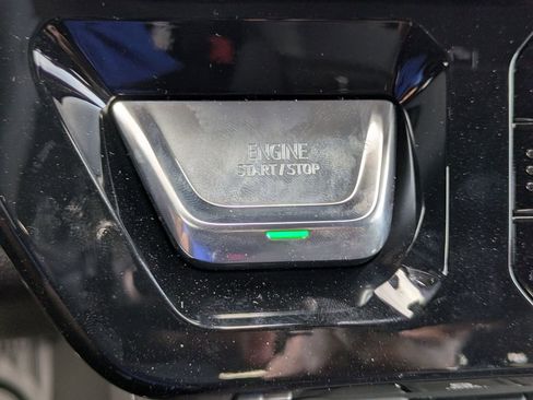 New 2025 GMC Sierra 2500 Denali w/ Denali Reserve Package image 24