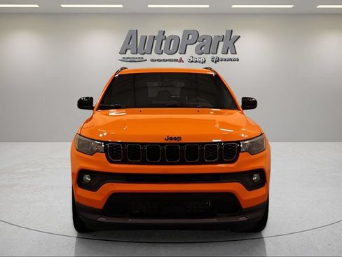 Used 2026 Jeep Compass Latitude w/ Sun and Sound Group AWD/4WD image 4