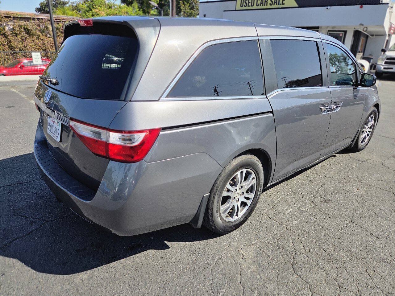 Used 2012 Honda Odyssey EX image 3