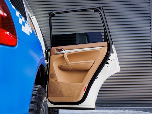 Used 2008 Porsche Cayenne S image 27