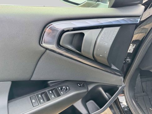 New 2025 BMW X3 xDrive30i w/ Premium Package image 12