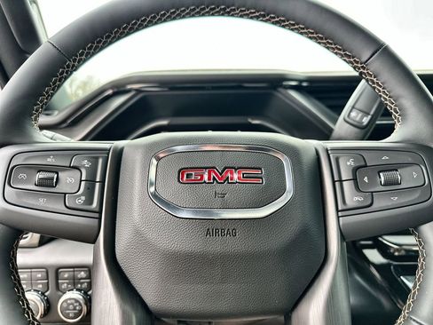 New 2026 GMC Sierra 2500 AT4 w/ AT4 Premium Plus Package AWD/4WD image 33