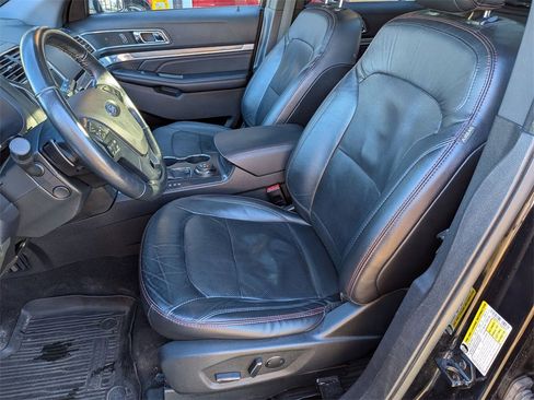 Used 2018 Ford Explorer Sport w/ Equipment Group 401A image 27