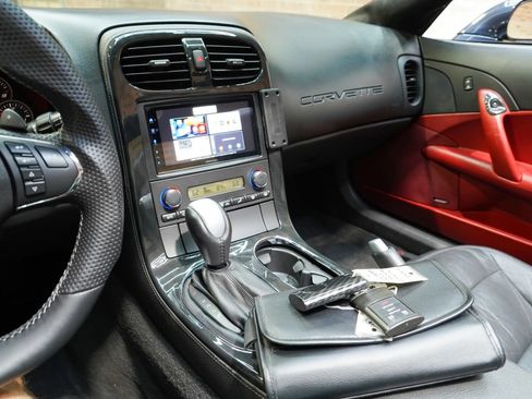 Used 2013 Chevrolet Corvette Coupe w/ Battery Protection Package RWD image 43