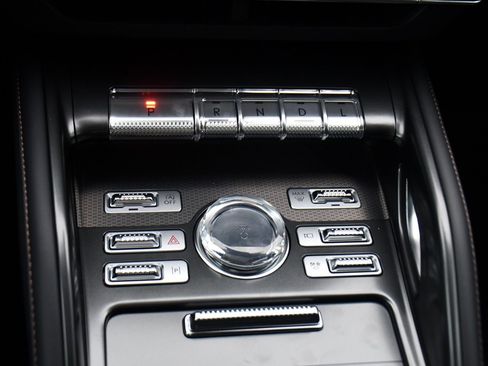 Used 2026 Lincoln Nautilus Premier w/ Jet Appearance Package image 32