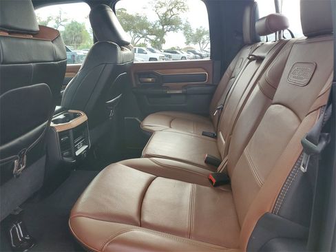 Used 2024 RAM 2500 Limited image 14