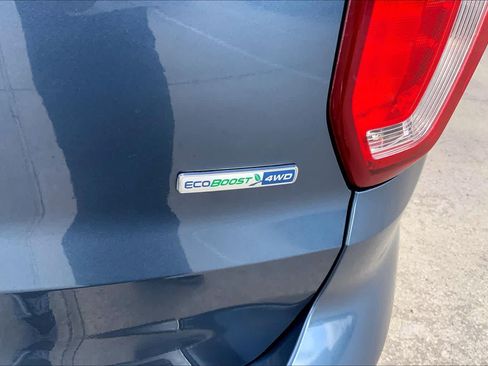 Used 2019 Ford Explorer Platinum AWD/4WD image 10