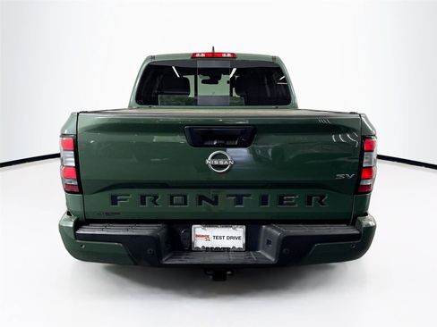 Used 2023 Nissan Frontier SV w/ SV Convenience Package image 11