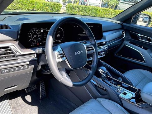 Certified 2023 Kia Telluride SX Prestige X-Pro image 9