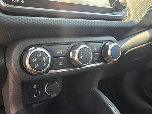 Used 2025 Nissan Kicks Play S w/ Interior Electronics Package FWD image 20