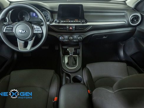 Used 2020 Kia Forte LXS FWD image 30