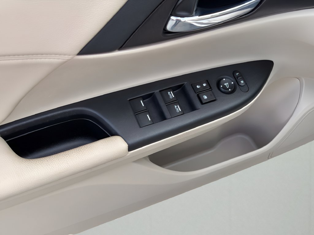 Used 2015 Honda Accord EX-L image 17