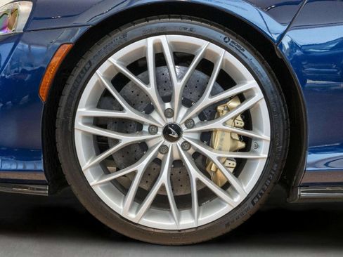 Used 2023 McLaren GT RWD image 9