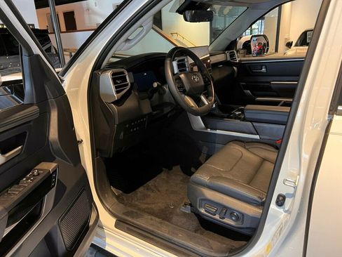 Used 2024 Toyota Tundra Limited w/ Power Package image 9