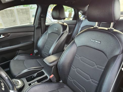 Used 2023 Kia Forte GT-Line w/ GT-Line Technology Package image 21
